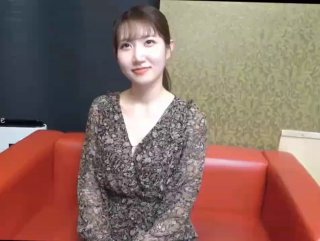 【桃视频】淫乱咖啡厅-当着客人面前被内射